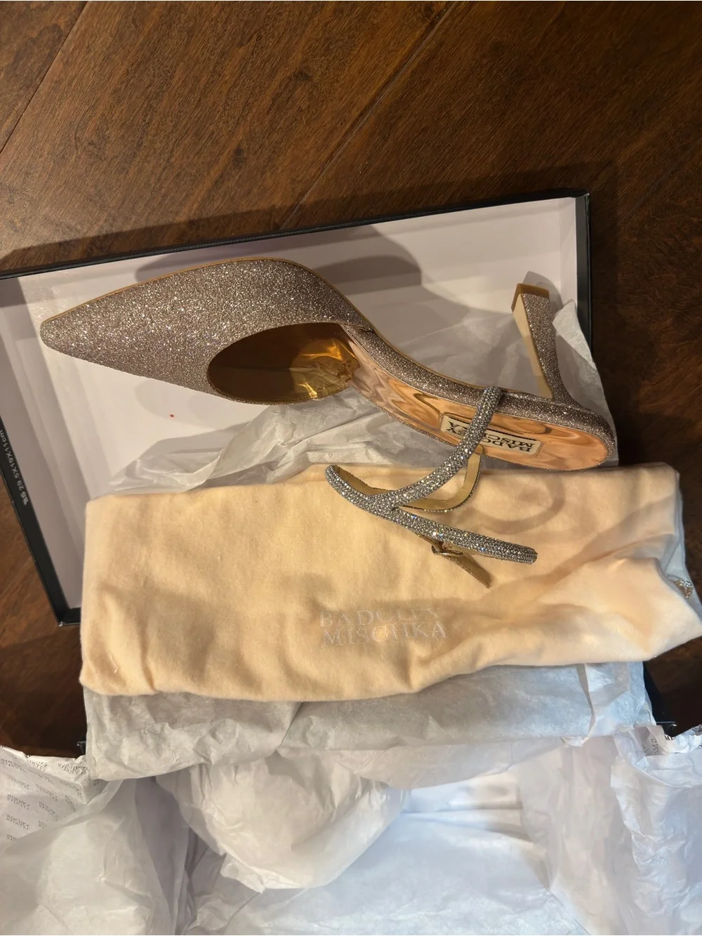 Badgley Mischka Women's Sparkle Ankle Strap Pump in Champagne